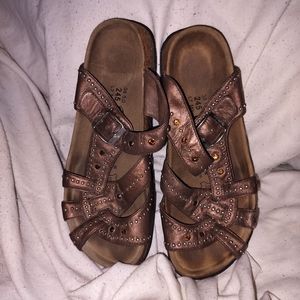 Birkenstock Betulla Brown jewelled sz 38N
